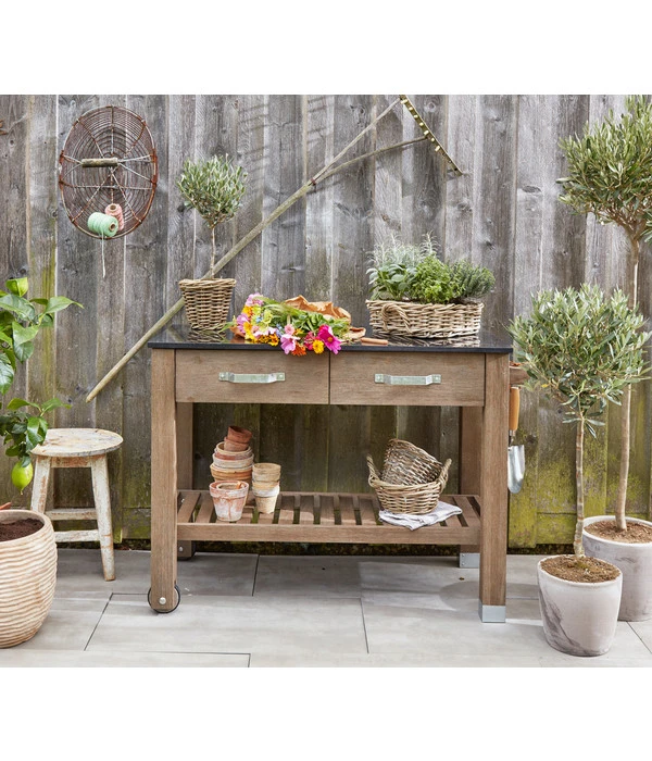 Dehner Premium Holz-Pflanztisch Windsor, Ca. B110/H84/T55 Cm 5 Dehner Premium Holz-Pflanztisch Windsor, Ca. B110/H84/T55 Cm – Bild 3
